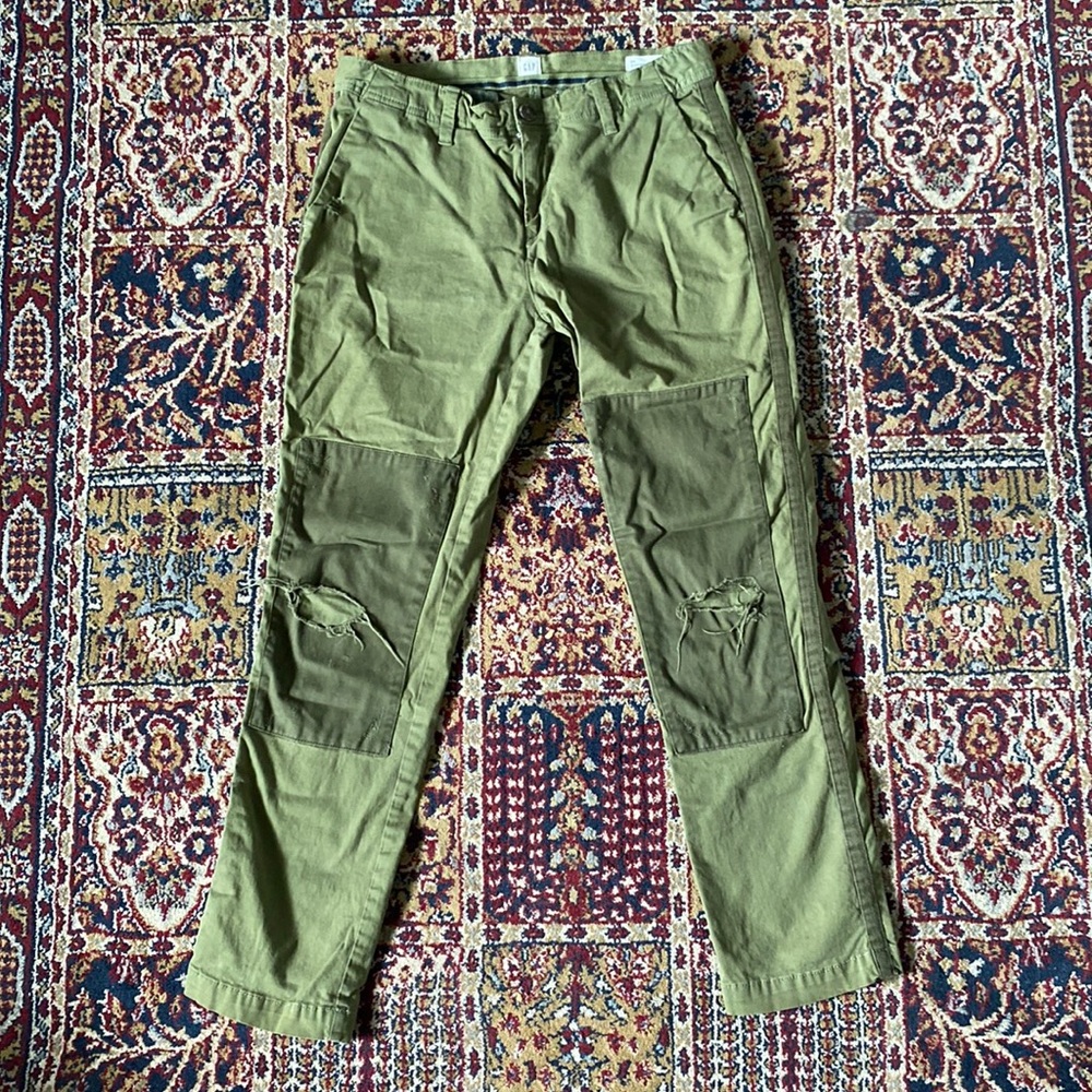 Gap girlfriend Chino